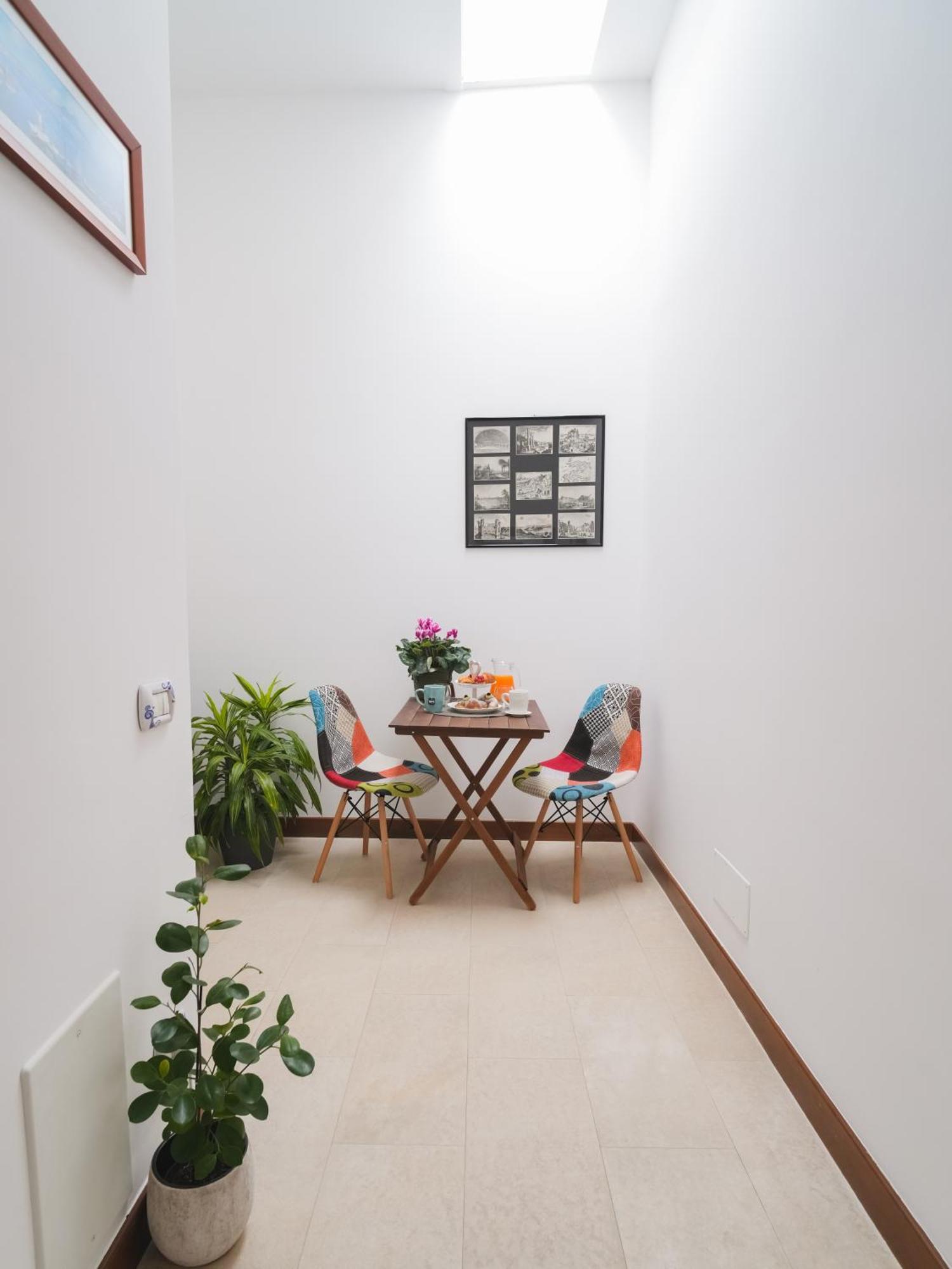 Da Sara Hotel Pozzuoli Bagian luar foto